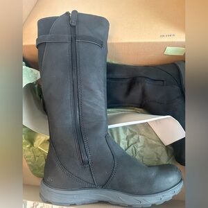 Eddie Bauer Women’s Lodge Boot